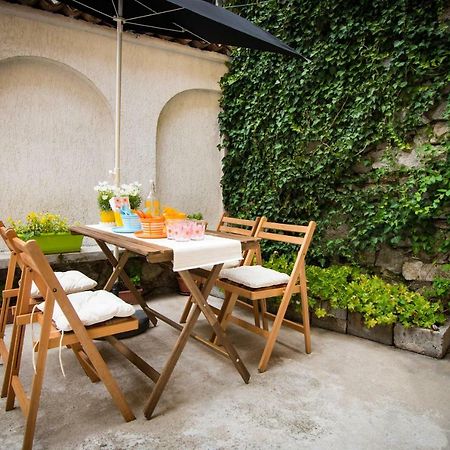 The Rocky House - Central & Private 2Bdr By Flat Mаnager Plovdiv Exterior photo